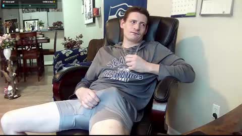 Snapshot of swelteringk chatting on 11-02-25, 10:34 Kile online show from 11-02-25, 10:34