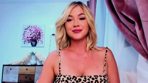 Snapshot of swetkatie chatting on 07-04-26, 11:55 Ecaterina online show from 07-04-26, 11:55