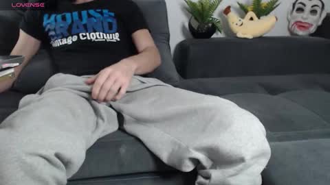 SwetLittleBoy4u online show from 02-13-26, 12:56