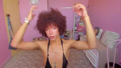 Snapshot of swettcabol chatting on 12-17-24, 03:39 swettcabol online show from 12-17-24, 03:39