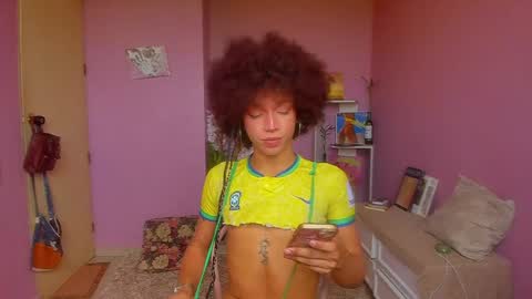 Snapshot of swettcabol chatting on 12-19-24, 05:08 swettcabol online show from 12-19-24, 05:08