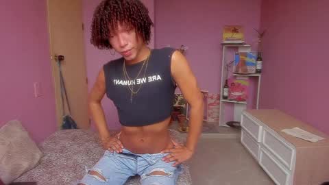 Snapshot of swettcabol chatting on 12-30-24, 06:49 swettcabol online show from 12-30-24, 06:49