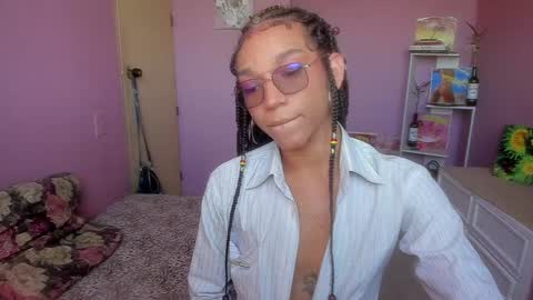 Snapshot of swettcabol chatting on 01-10-25, 08:15 swettcabol online show from 01-10-25, 08:15