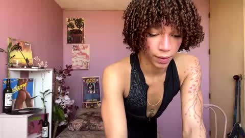 Snapshot of swettcabol chatting on 02-22-25, 04:51 swettcabol online show from 02-22-25, 04:51