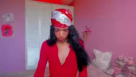 Snapshot of swettcabol chatting on 09-25-25, 08:45 swettcabol online show from 09-25-25, 08:45