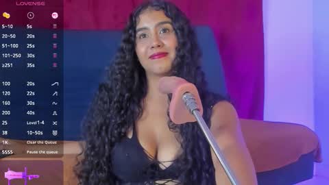 tina 3 online time from 9  to 4  online show from 12-17-25, 10:27