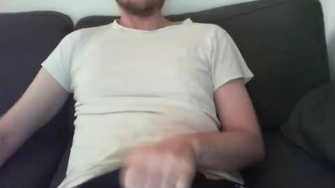 M online show from 10-07-25, 07:11