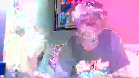 Snapshot of swingcurious chatting on 11-15-25, 06:55 swingcurious online show from 11-15-25, 06:55