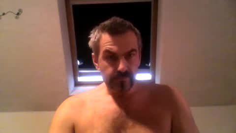 swinger_men_austria online show from 11-19-25, 07:08