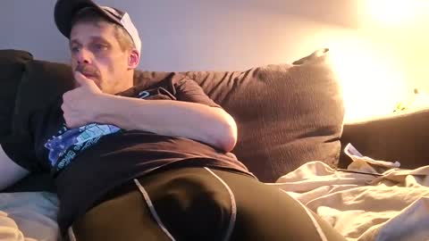 Snapshot of swontguy2025 chatting on 02-15-26, 01:46 swontguy2025 online show from 02-15-26, 01:46