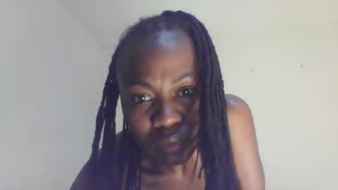 ALICIA online show from 02-21-25, 11:21