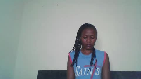 Snapshot of swtebony1 chatting on 05-18-26, 10:37 ALICIA online show from 05-18-26, 10:37
