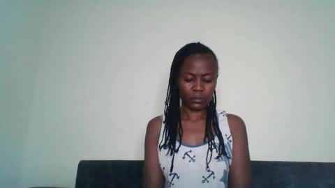Snapshot of swtebony1 chatting on 06-04-26, 11:22 ALICIA online show from 06-04-26, 11:22