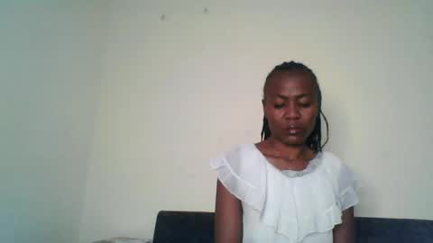 Snapshot of swtebony1 chatting on 06-27-26, 10:26 ALICIA online show from 06-27-26, 10:26