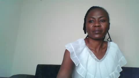 Snapshot of swtebony1 chatting on 07-31-26, 10:53 ALICIA online show from 07-31-26, 10:53