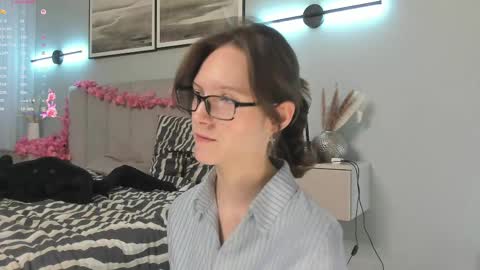 Christine or just Chris online show from 06-10-26, 07:07