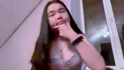 Amelia online show from 09-15-25, 05:24
