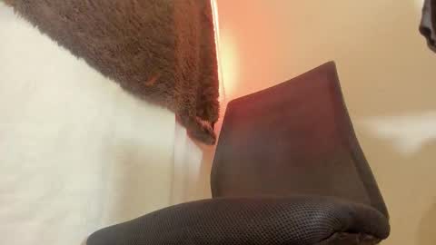 Snapshot of syd_achmed chatting on 02-10-26, 10:25 Greg online show from 02-10-26, 10:25