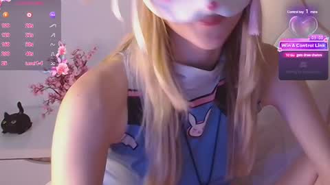 Milena online show from 03-05-25, 01:31