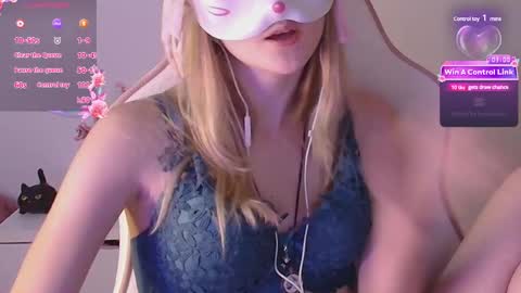 Milena online show from 03-12-25, 02:20
