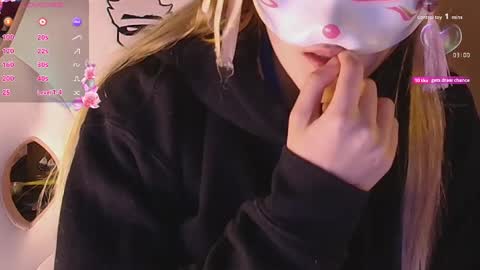 Milena online show from 10-22-25, 02:45