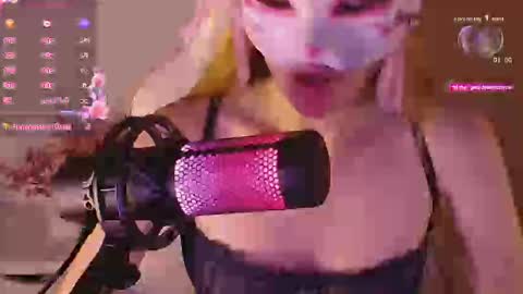 Milena online show from 11-05-25, 02:33