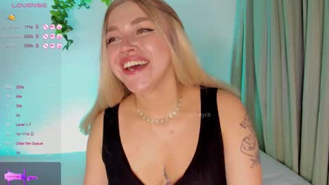Call me Daian  Independient model online show from 09-10-25, 07:58