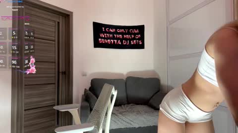 Mona online show from 03-04-26, 05:08