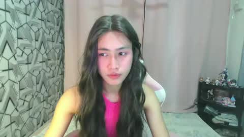 sydnyxox1 online show from 06-11-26, 06:39