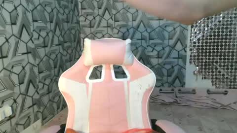 sydnyxox1 online show from 06-16-26, 04:42