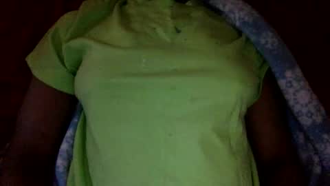 Snapshot of syiatonite chatting on 01-31-26, 08:29 syiatonite online show from 01-31-26, 08:29