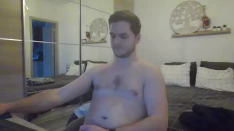 syl092 online show from 02-10-25, 04:36