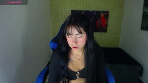          online show from 02-02-25, 02:17