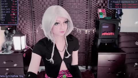 Sylvie online show from 01-24-25, 11:56