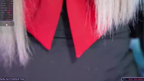 Snapshot of sylvie_fey chatting on 10-13-25, 11:05 Sylvie online show from 10-13-25, 11:05