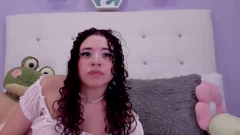 Snapshot of symphonny1 chatting on 03-01-26, 12:12 symphonny online show from 03-01-26, 12:12