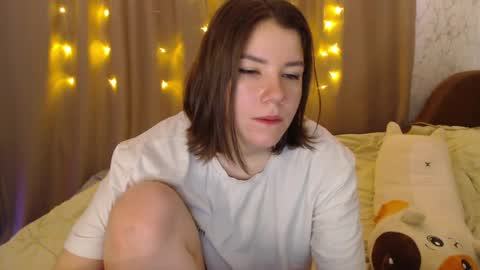 Snapshot of syrendixon chatting on 03-31-26, 09:53 SyrenDixon online show from 03-31-26, 09:53