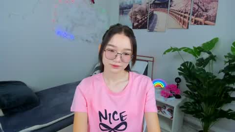 Snapshot of syuri_sun chatting on 06-16-26, 03:14 Yuki online show from 06-16-26, 03:14
