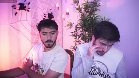 Snapshot of t0ny_wylie chatting on 10-11-25, 08:51 t0ny_wylie online show from 10-11-25, 08:51