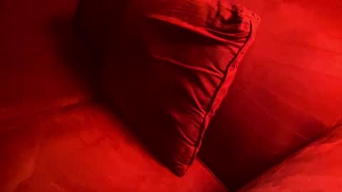 t3ns0r_ online show from 03-26-26, 01:01