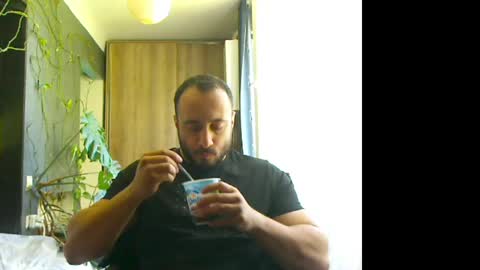 Huracane online show from 05-07-26, 07:25