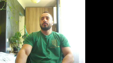 Huracane online show from 05-14-26, 05:03