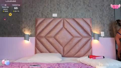 Tabata  online show from 12-17-25, 07:42