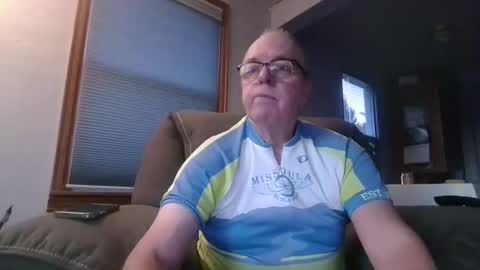 tacrunner66_ online show from 02-12-25, 01:30