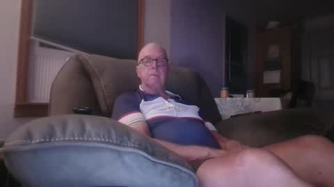 tacrunner66_ online show from 09-25-25, 02:59