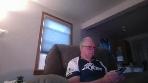 Snapshot of tacrunner66_ chatting on 06-25-26, 01:37 tacrunner66_ online show from 06-25-26, 01:37
