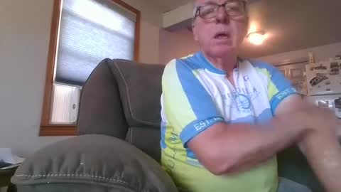 Snapshot of tacrunner66_ chatting on 07-08-26, 02:10 tacrunner66_ online show from 07-08-26, 02:10