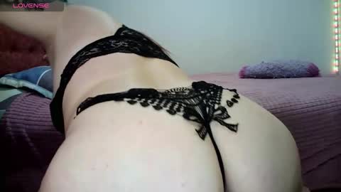   3 online show from 11-15-25, 10:12