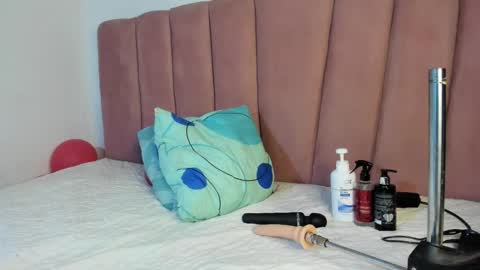 Tahira online show from 03-06-26, 07:54