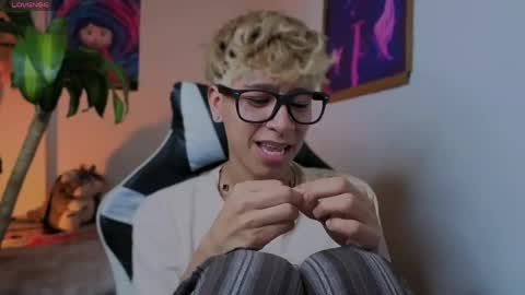 taichi online show from 03-26-26, 07:03